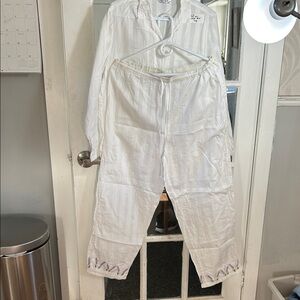 W16.  Women’s White Cotton with Lavender Embroidery Sleep Set